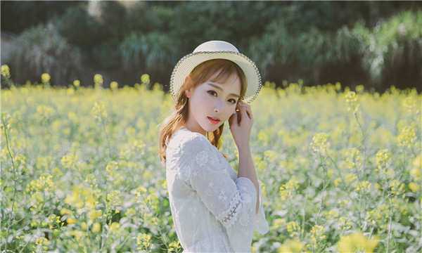 图木舒克标题：想找个女人帮忙生孩子的有效解决方案，助您圆梦家庭